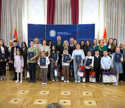 Uručene nagrade pobednicima konkursa „Naš vojnik, naš heroj“