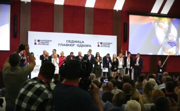 Aleksić (NPS): Najbolje je nastupiti zajedno, protiv nas je ranjena zver