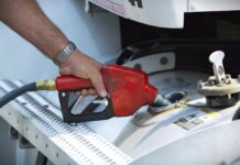 Vlasnici benzinskih pumpi: Gorivo bi sutra moglo da poskupi od tri do pet dinara