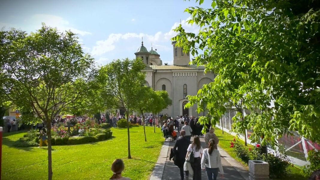 Casni pojas Presvete Bogorodice stigao u Vaznesenjsku crkvu