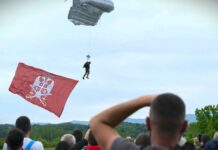 Održan memorijalni avio skup u čast heroja pilota Milenka Pavlovića