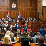 Opozicioni poslanici postavili niz pitanja na sednici Skupštine, iz vlasti samo Mrdić uzvratio