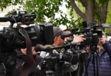 Analiza: Zapadni Balkan suočen sa pritiscima na medije i revizionizmom