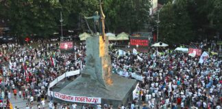 Studentski skup u Kraljevu: Bliži se kraj vladavini SNS, studenti pobeđuju