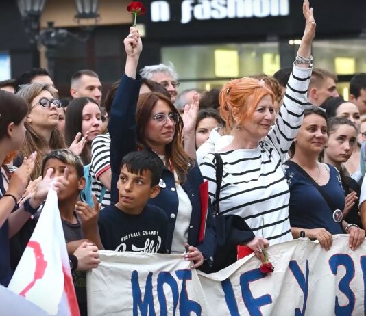Više od 400 zaposlenih na Univerzitetu u Novom Sadu potpisalo proglas za Jovinu gimnaziju