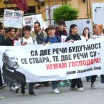 Direktor Jovine nastavlja sa zastrašivanjem – i tokom raspusta poziva učenike i njihove roditelje na „informativne razgovore“