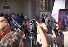 Radnici Apoteke Beograd protestovali zbog zaostalih plata i najavljene privatizacije