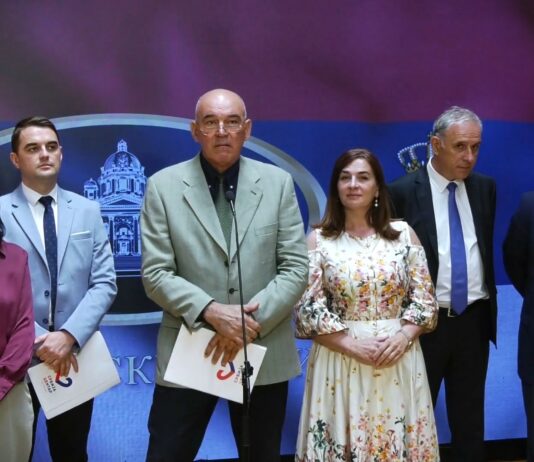 Bošković – (SRCE) – Ministre Dačiću, za koga se ’’zaoštrava’’ zakon o oružju i municiji