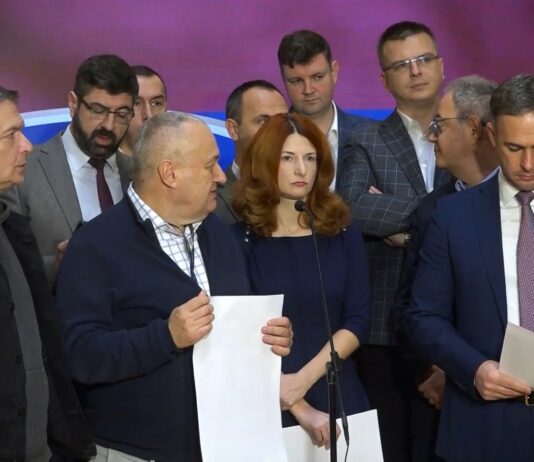 Šta opozicija očekuje i planira ako u ponedeljak bude sednica Skupštine o nepoverenju Vladi?