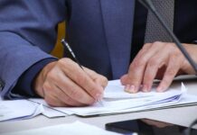 Potpisani ugovori vrednosti 61,2 miliona dinara za organizaciju Miholjskih susreta sela