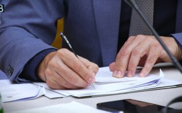 Potpisani ugovori vrednosti 61,2 miliona dinara za organizaciju Miholjskih susreta sela